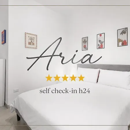 Aria Di - Self Check In 24h E Free Wifi Appartamento Bari